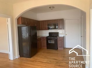 2206 S 57th Ave APT 4, Cicero, IL 60804