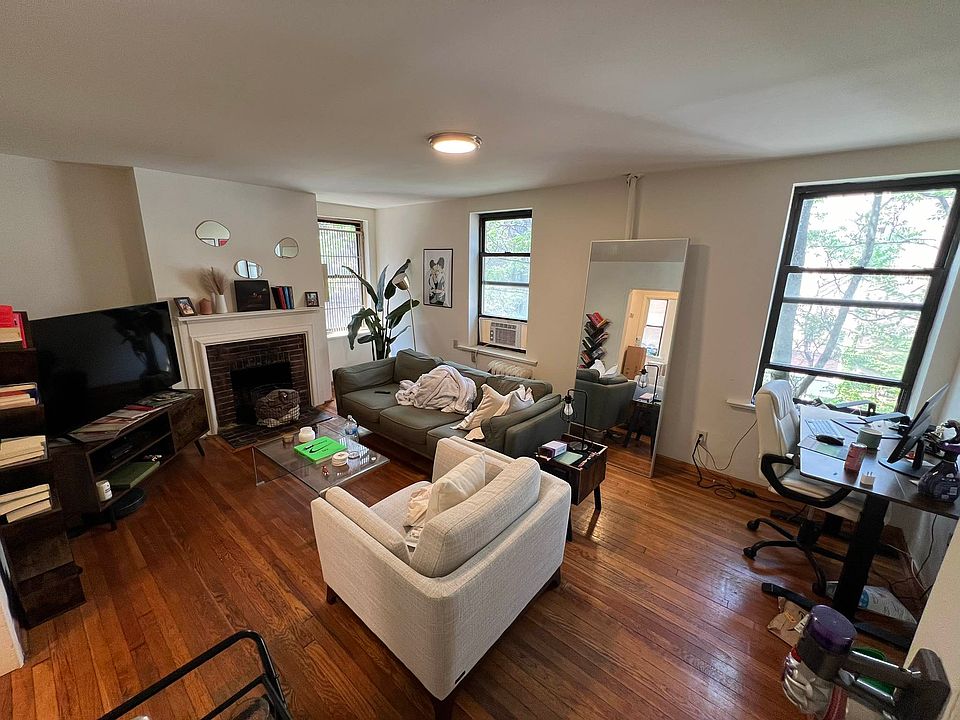 1st image of 360 E 50th St APT 4E