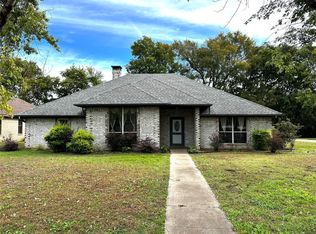 1025 42nd St SE, Paris, TX 75462