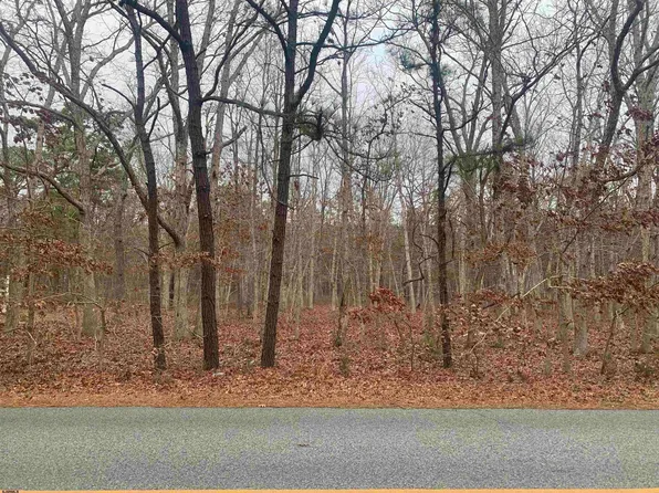 662 Dogwood Ave, Egg Harbor Township, NJ 08234