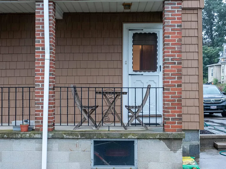 202 Washington St #1 — Photo 20