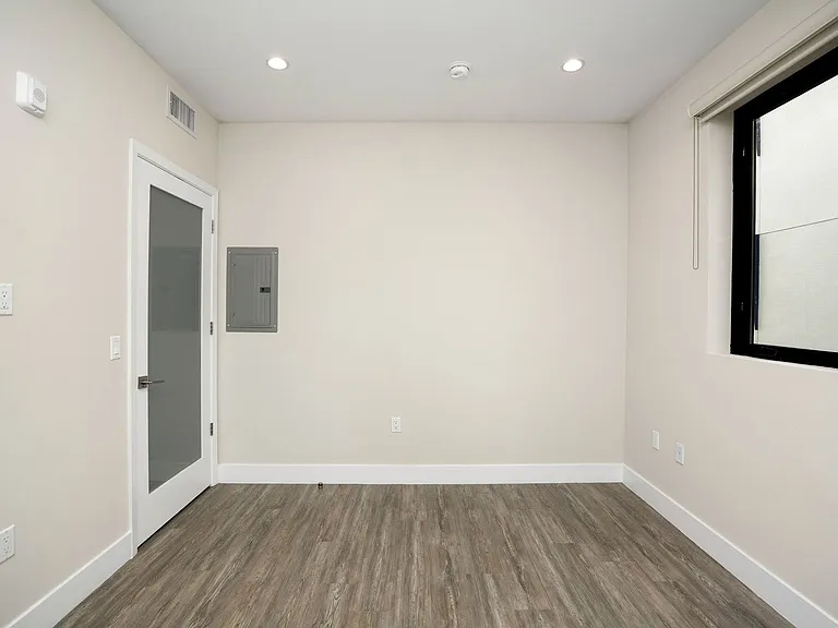 5551 Bonner Ave #A306 — Photo 34