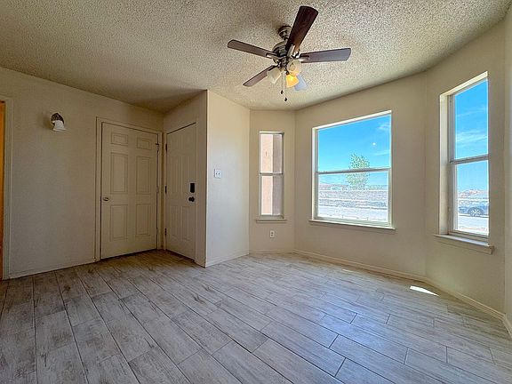 3rd image of 12205 Kingsgate Ct