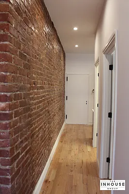 Rented by The InHouse Group | media 52