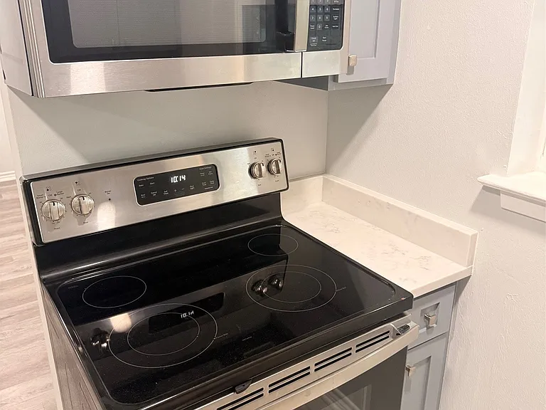 3933 Inwood Rd #2025 — Photo 9