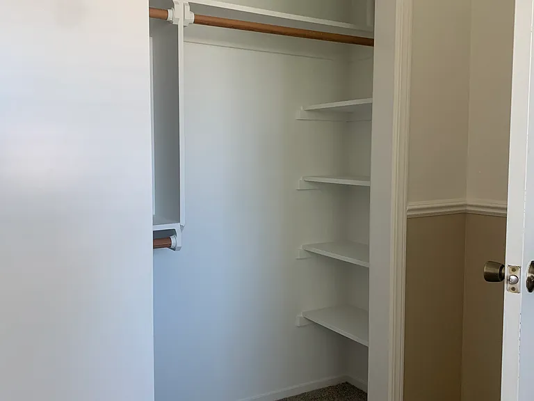 2059 E Minarets Ave — Photo 3