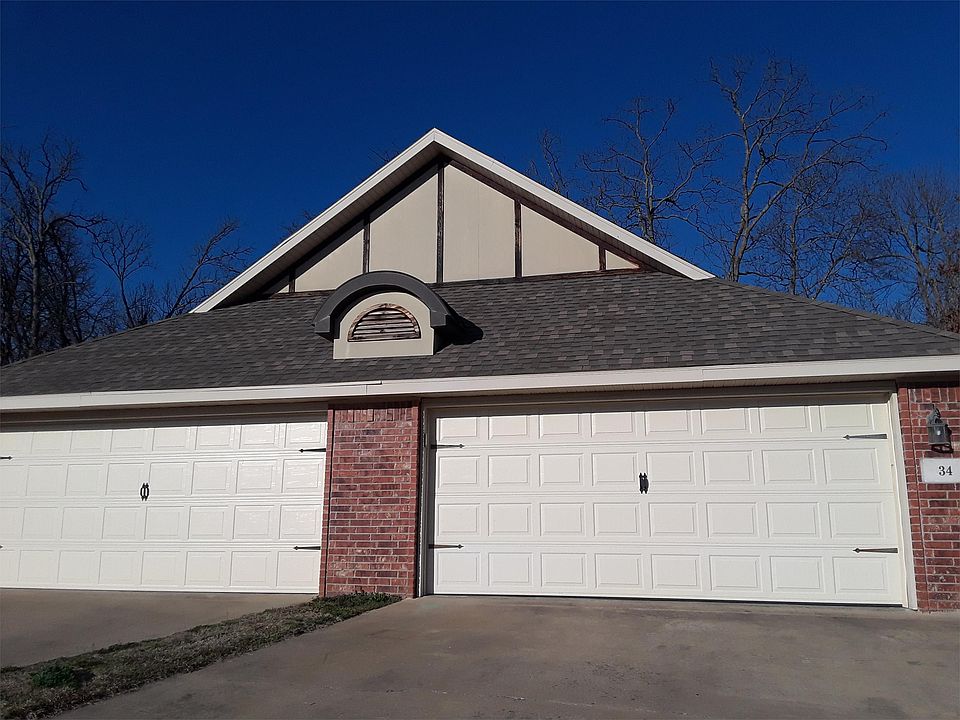 1st image of 34 S Woodsprings Dr