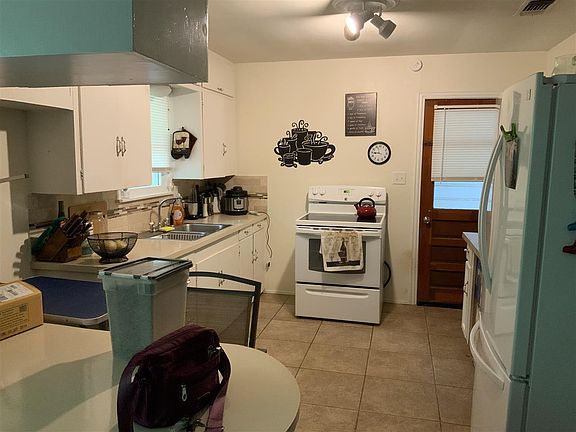 4th image of 1511 N Ivy Lea St