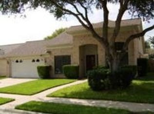 703 Queenswood Trl, Victoria, TX 77901