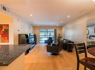 22100 Burbank Blvd UNIT 138D, Woodland Hills, CA 91367