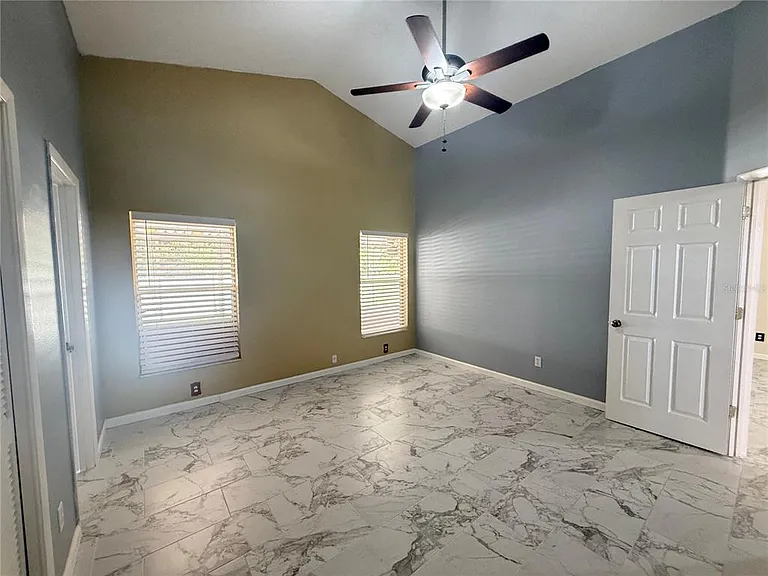 497 Brightview Dr — Photo 19