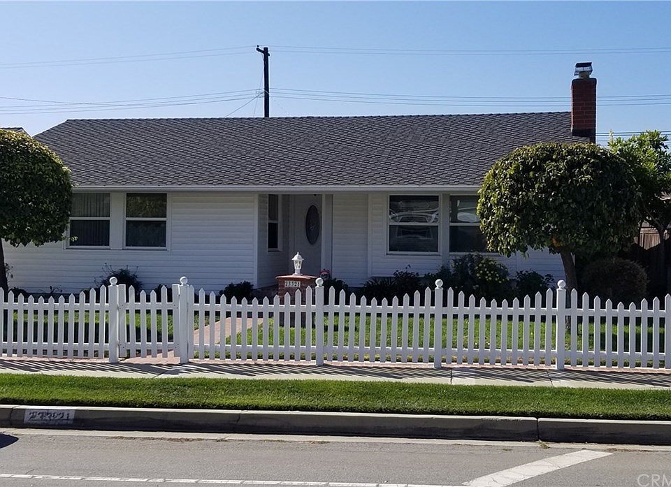 1st image of 23321 Anza Ave