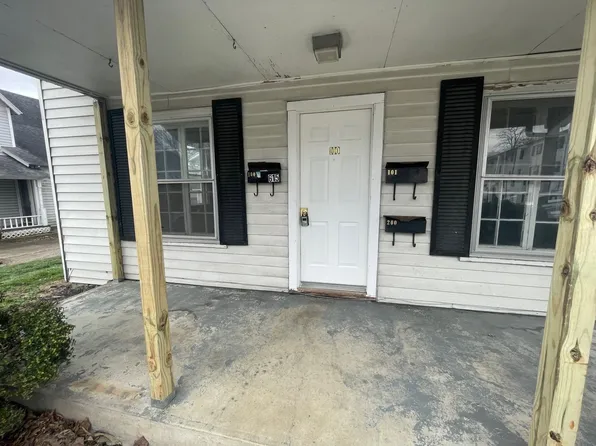 615 S Washington Street, 615 S Washington St #100, Crawfordsville, IN 47933