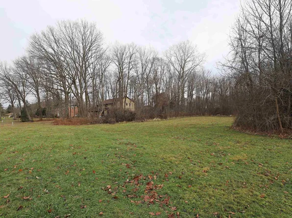 Springborrow Dr, Flint, MI 48532