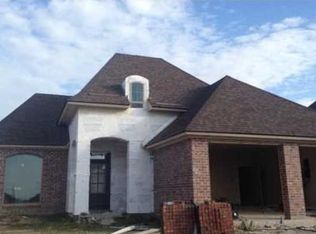 405 Birchview Dr, Broussard, LA 70518