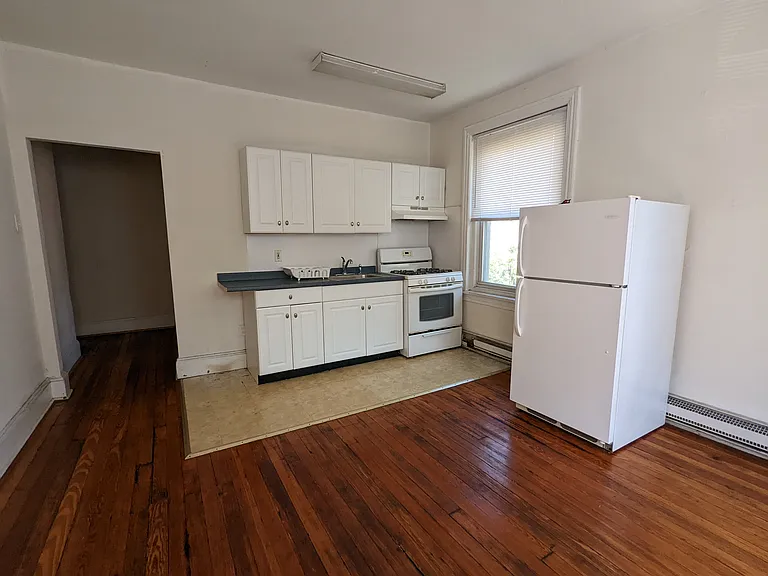 401-n-33rd-st-2r-1