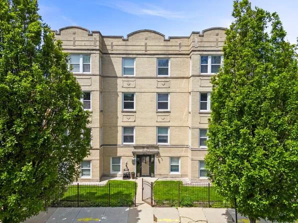 5054 N Troy St APT 3, Chicago, IL 60625
