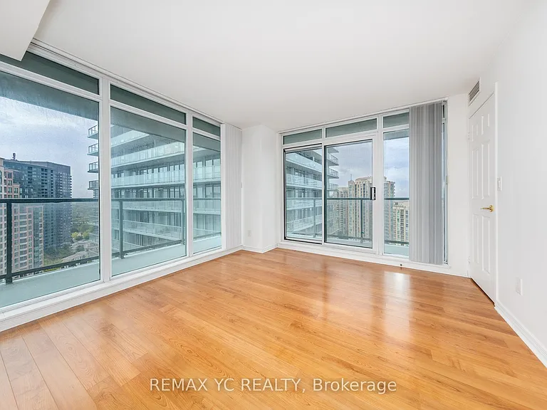 5500 Yonge St #2410 — Photo 15