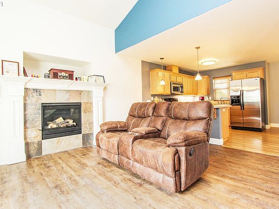 4th image of 1217 Island Way