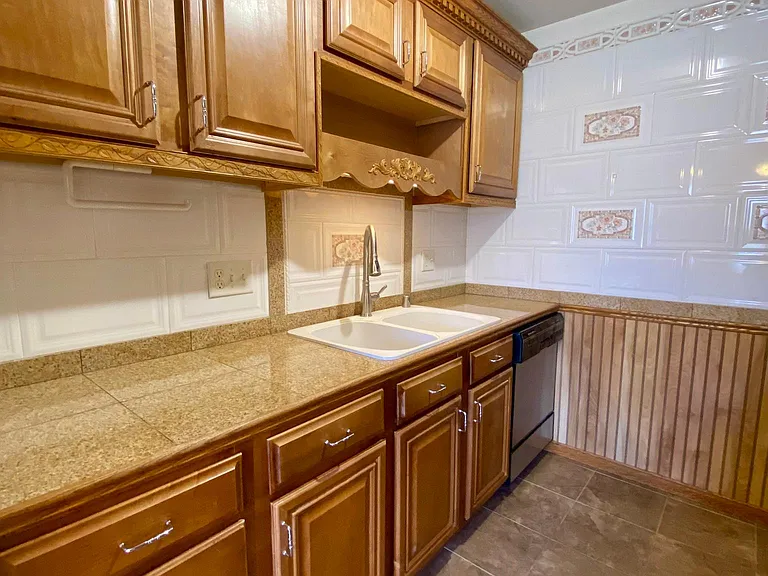 10615 N Ivy Ct #48 — Photo 3