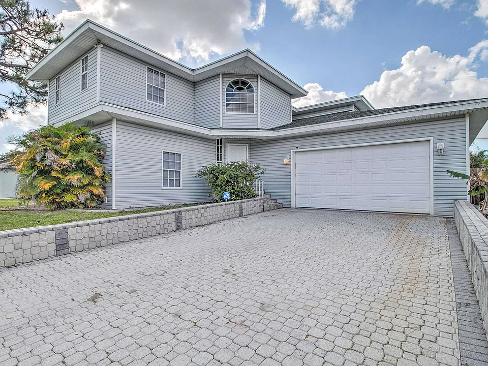 3936 Tracewood Ln