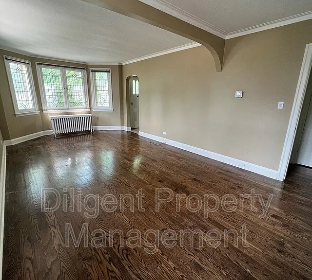 642 Bolivar St #MAIN FLOOR — Photo 3