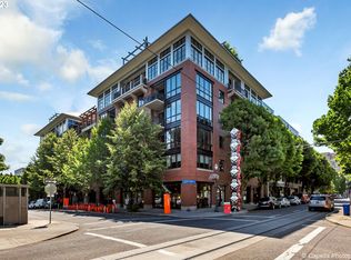 1030 NW Johnson St APT 320, Portland, OR 97209