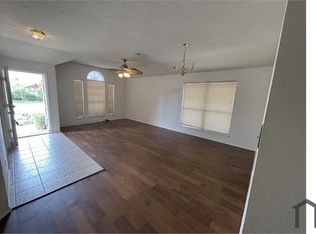 7905 Rattlers Ct, Arlington, TX 76002