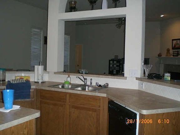 5th image of 6806 Amesbury Ln