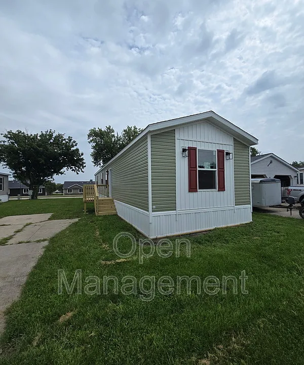 511 E 1st St #45