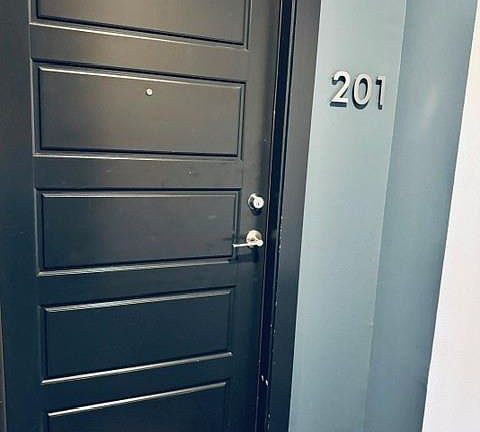 2nd image of 6444 Burnet Rd #201