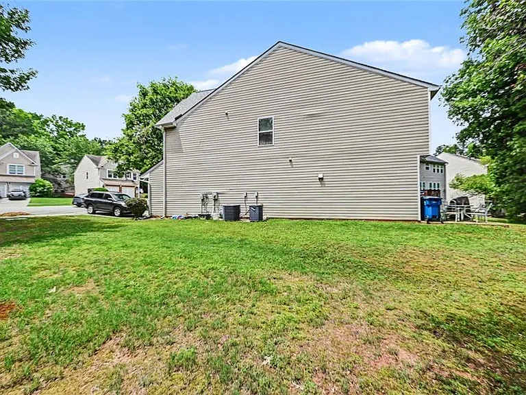 1357 Upshur Pl NE — Photo 10