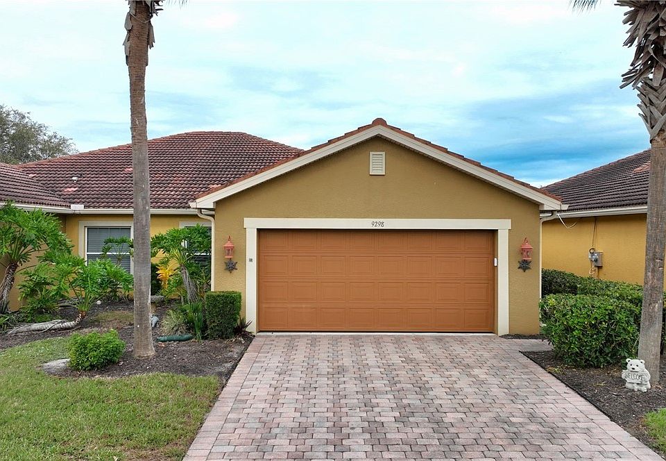 1st image of 9298 Aegean Cir