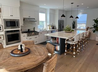 1241 Winslow Dr, Newport Beach, CA 92660