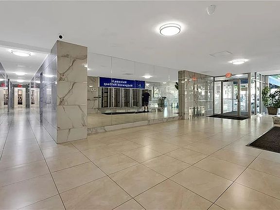 3rd image of 2580 Ocean Pkwy APT 2K