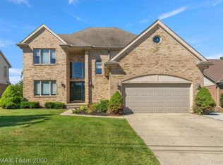 51069 Baker Rd, Chesterfield, MI 48047