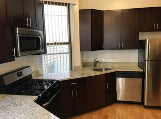 3045 N Clifton Ave #30452F, Chicago, IL 60657