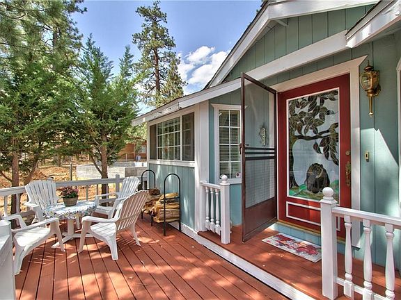 3rd image of 646 Vista Ave