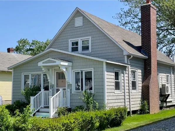 9 Aladdin Avenue, Old Saybrook, CT 06475