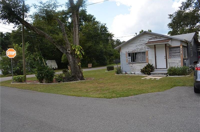 2nd image of 37549 Washington Ave