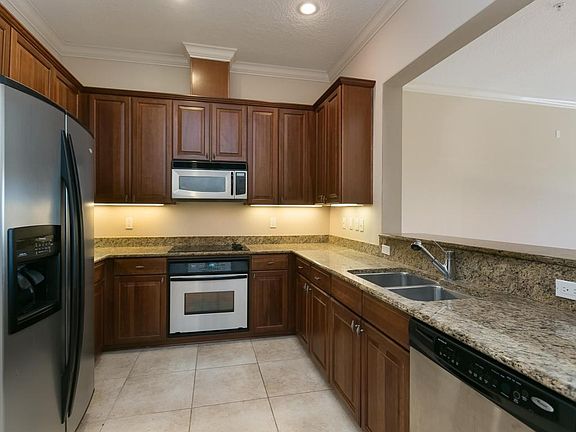 4th image of 13846 Atlantic Blvd APT 808