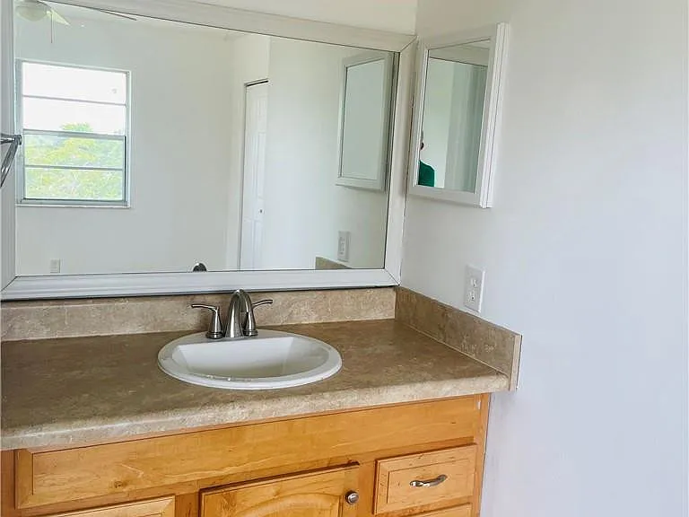 3247 NW 103rd Ter #308-C — Photo 9