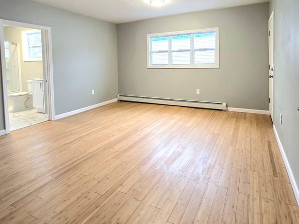 manchester-new-hampshire-95346584 picture