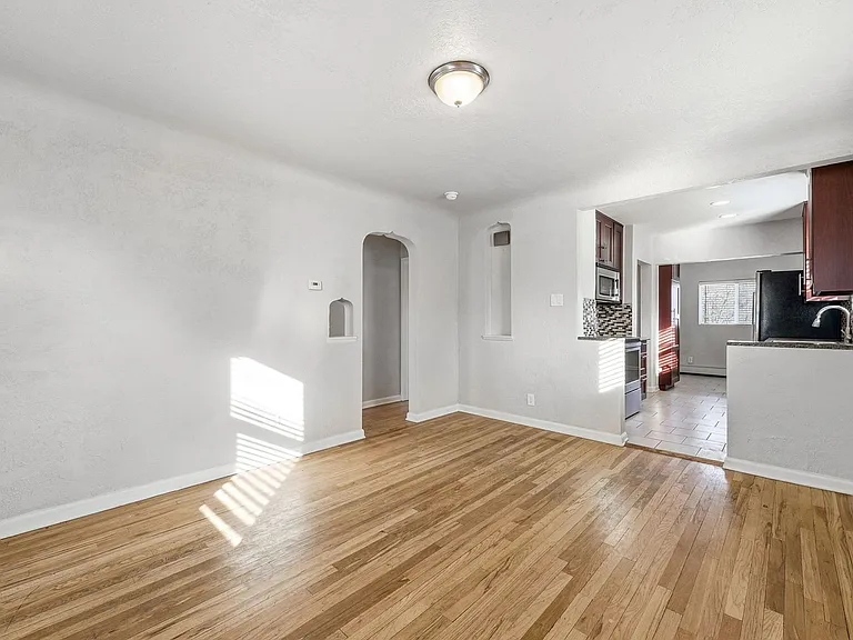 4310 S Sherman St — Photo 7
