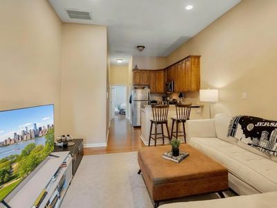 136 New York Ave APT 3R, Jersey City, NJ, 07307