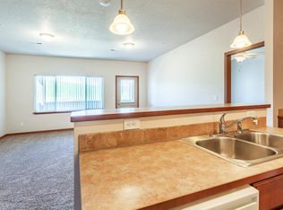 The Residence at Whispering Hills, Pullman, WA 99163