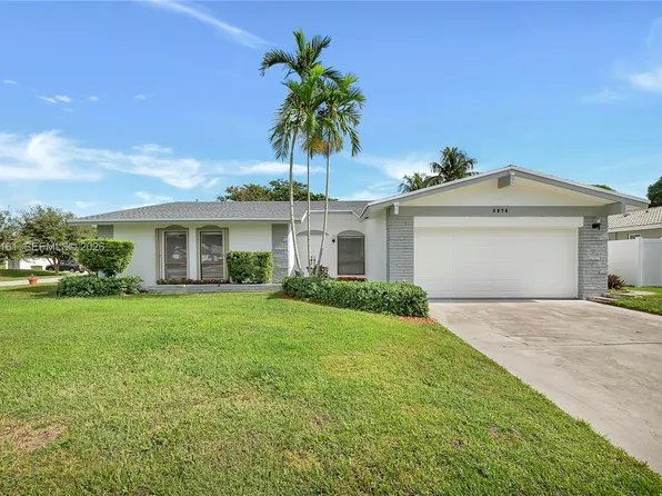 3374 NW 28th Ter, Boca Raton, FL 33434