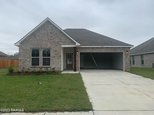218 Wild Cherry Ln, Lafayette, LA 70508