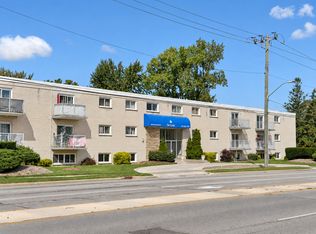 1100 Wellington St #28, Sarnia, ON N7S 1E6