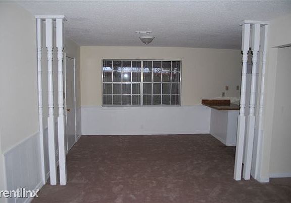 3rd image of 12115 Edington Pl